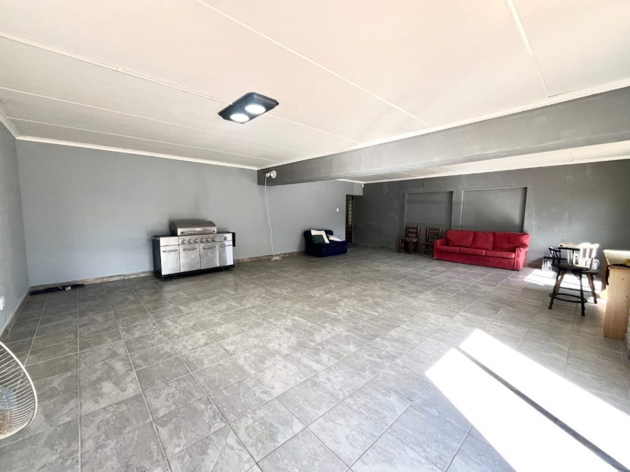 4 Bedroom Property for Sale in Fisherhaven Western Cape